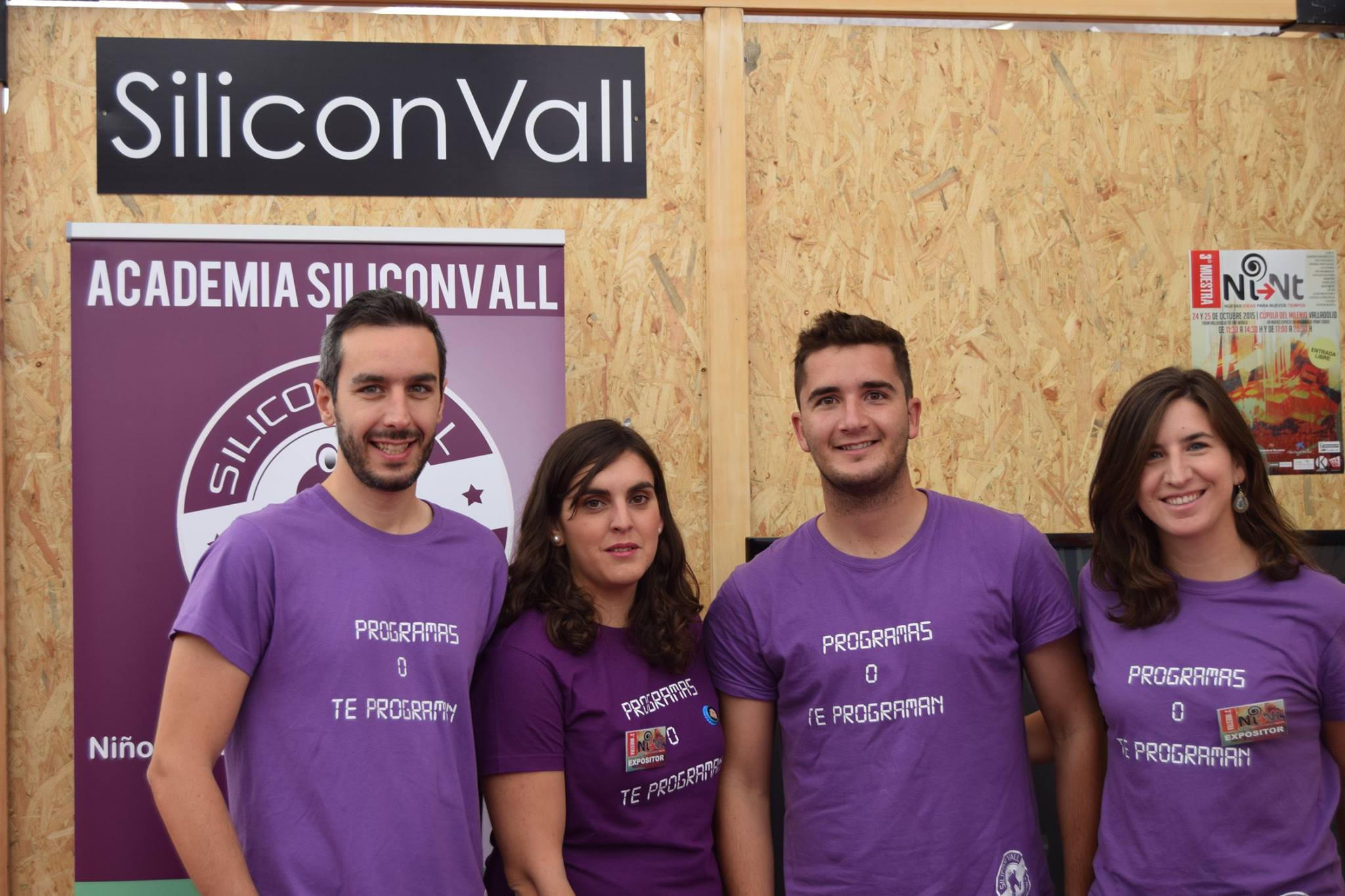 equipo siliconvall en la III feria NiNt